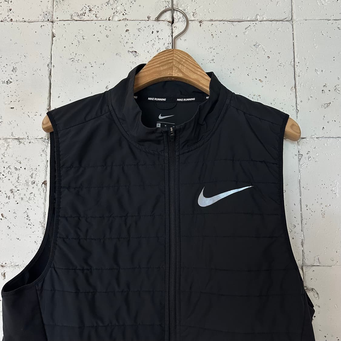 M 나이키 러닝 베스트 조끼 블랙 상품이미지2