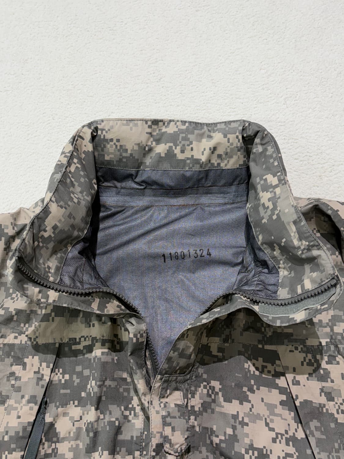 미군 고어텍스 팩라이트쉘 ACU 젠3 자켓 바람막이 M-R 105 상품이미지2