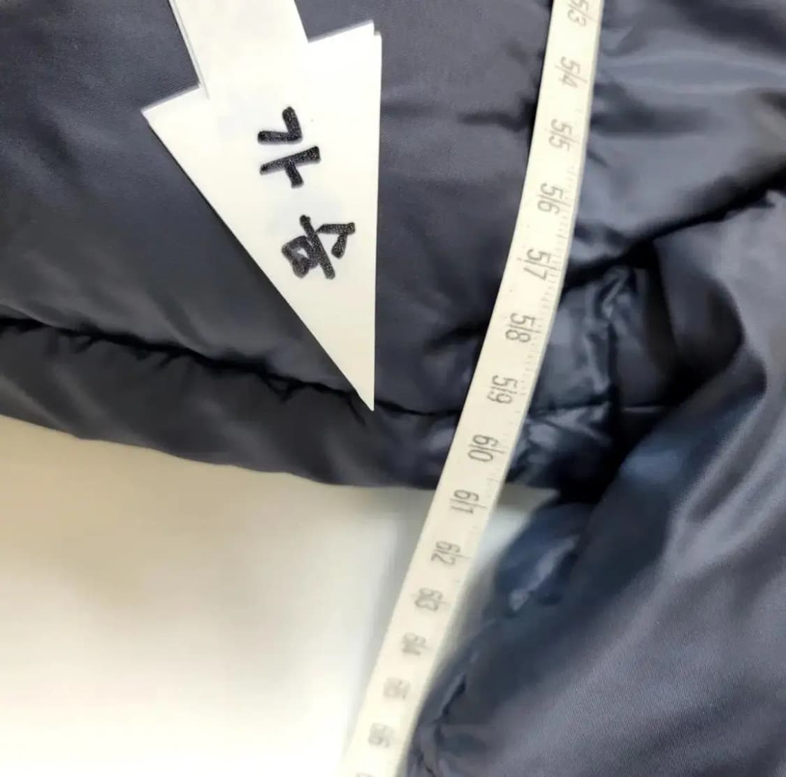 앤더슨벨 리버시블 유광 덕다운 패딩 상품이미지7