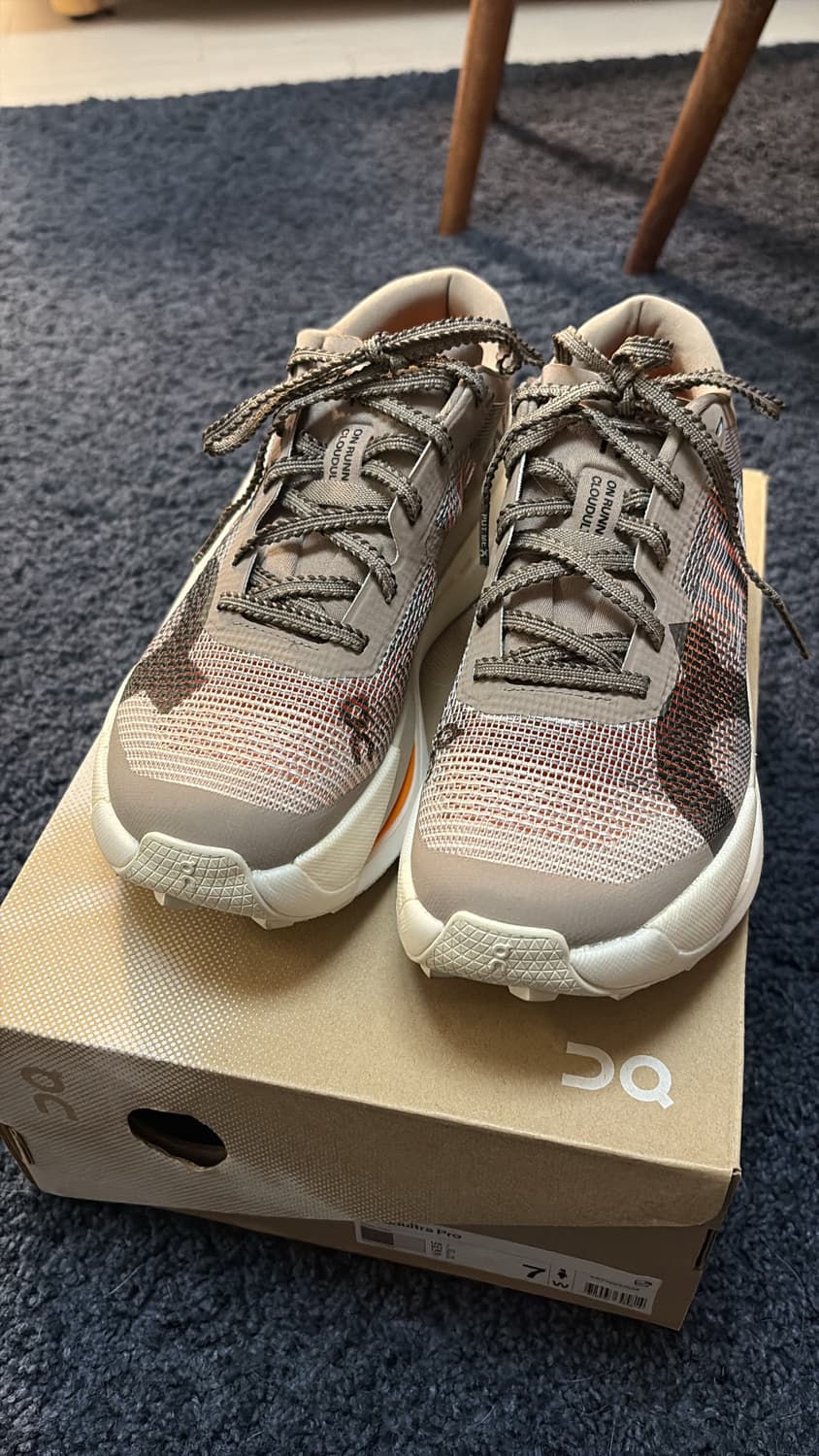 온러닝 클라우드 울트라 프로 러닝화 상품이미지2