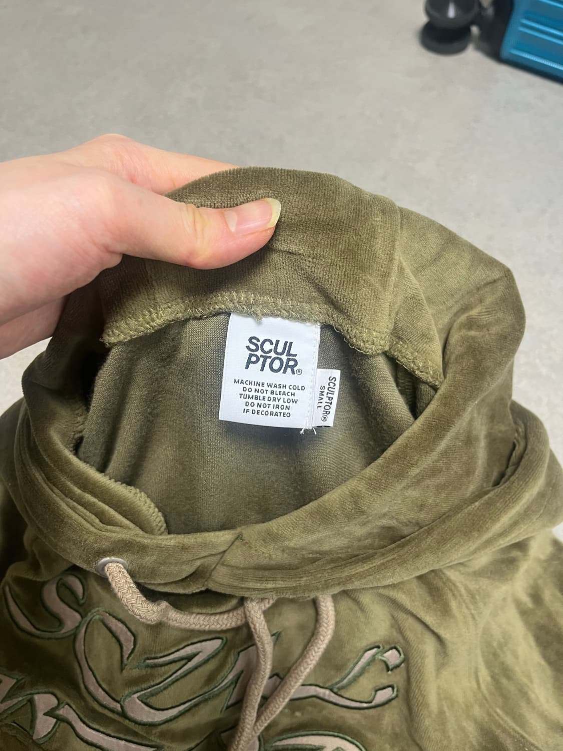 스컬프터 벨루어 아플리케 크롭 후드티 세이지 S사이즈 상품이미지4