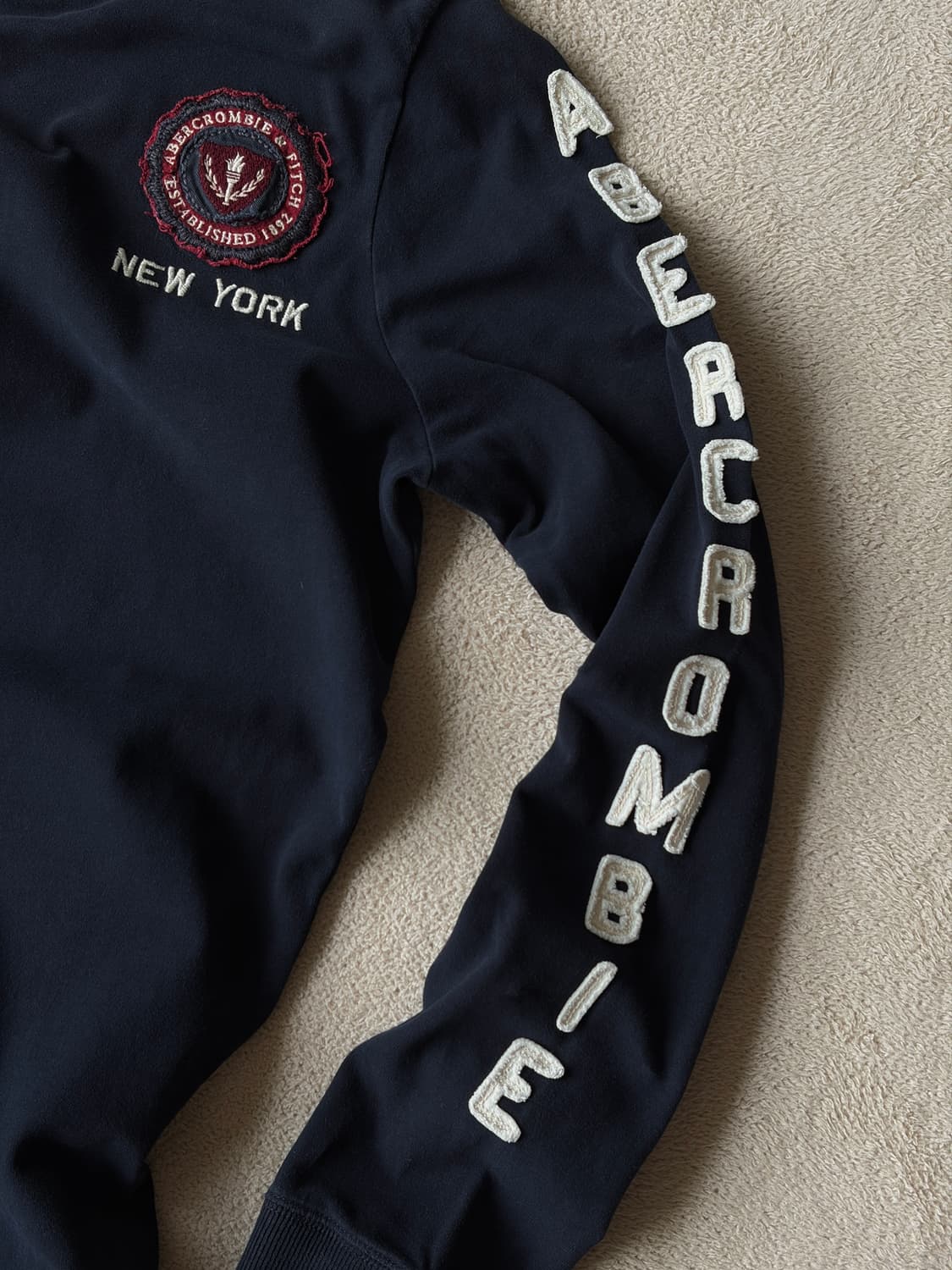 아베크롬비 아플리케 롱슬리브 상품이미지4