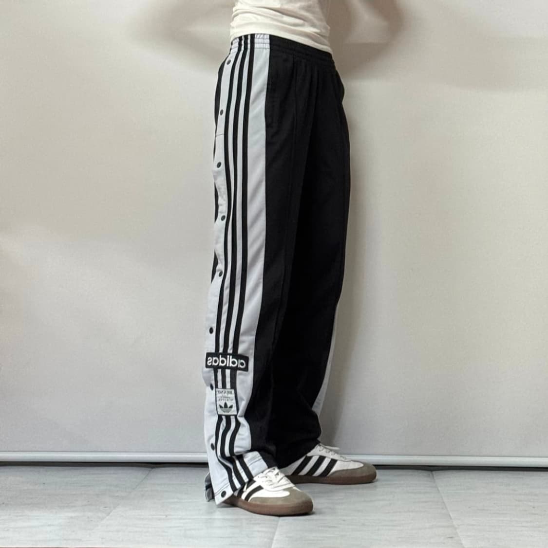 아디다스 아디브레이크 트랙팬츠 블랙 (무료배송) 상품이미지1