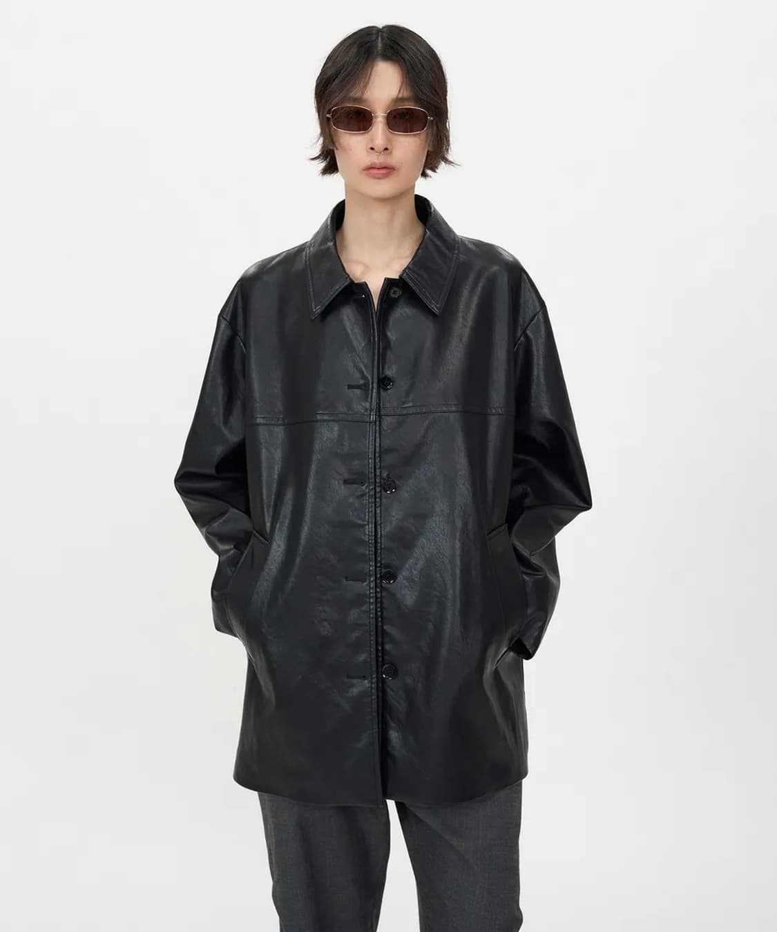 [인사일런스 우먼] 포우 레더 카코트 BLACK 상품이미지1