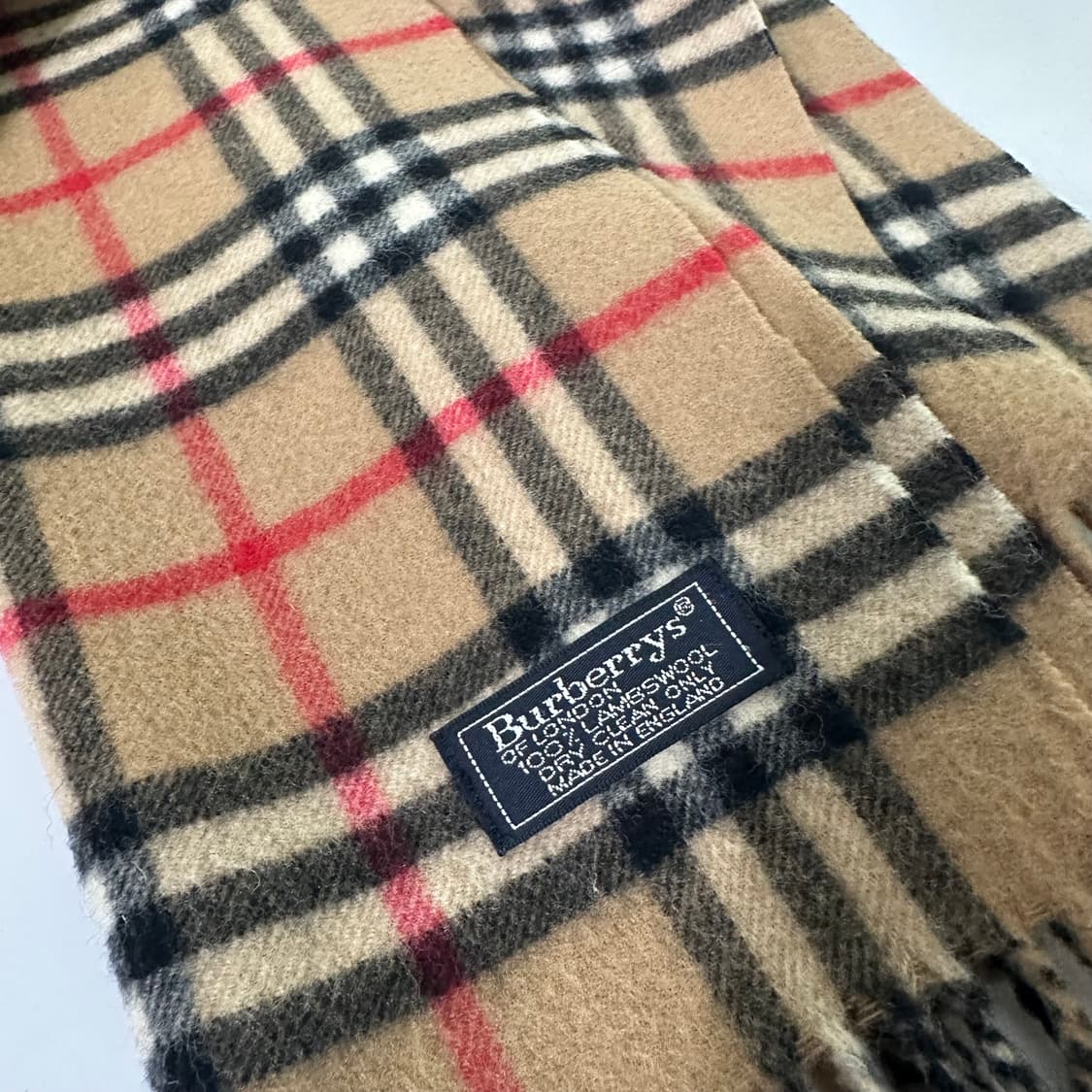 우먼OS 버버리 시그니처 노바체크 램스울 쁘띠머플러 상품이미지4
