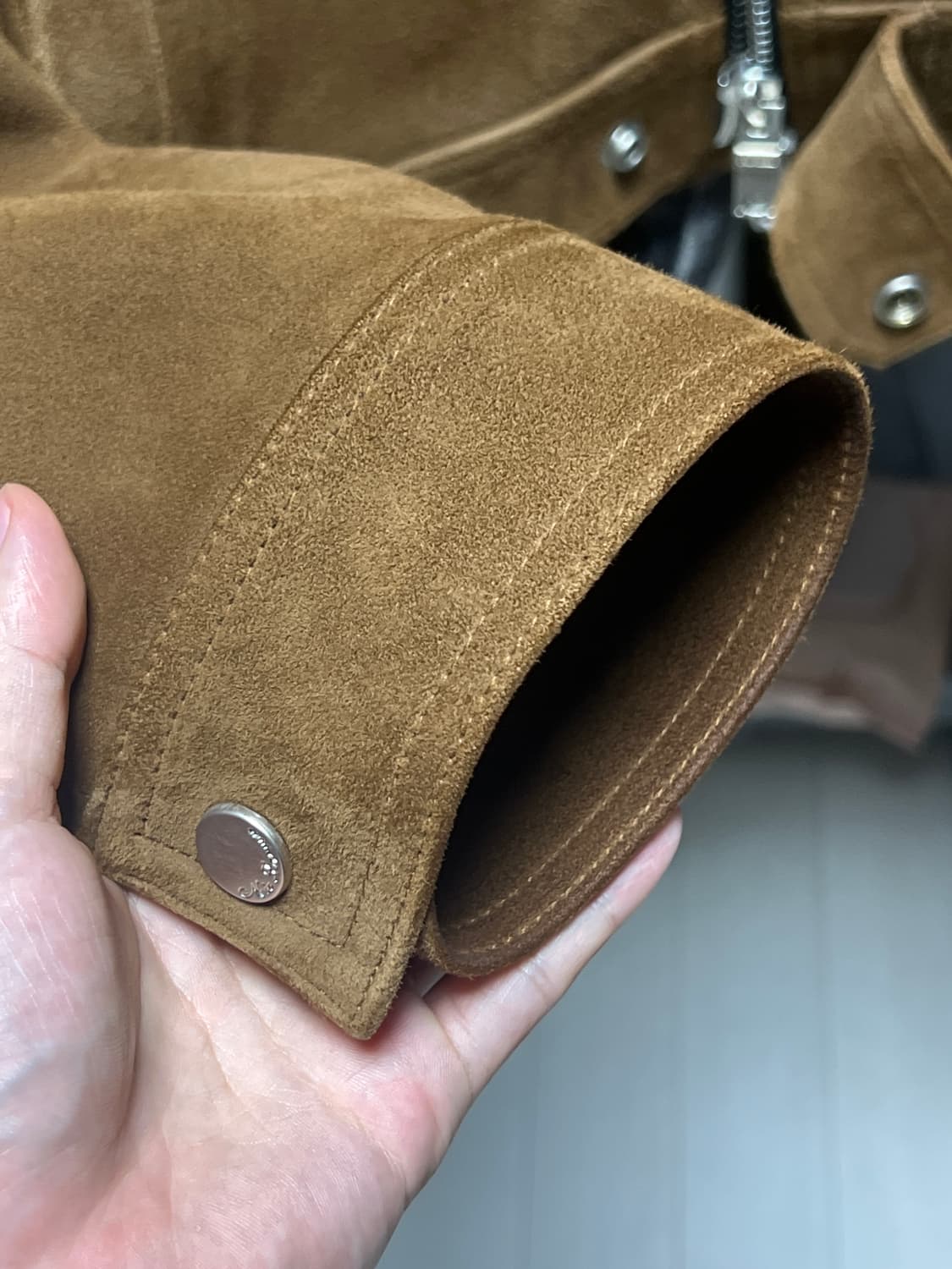 느와르 라르메스 스웨이드 카멜 46 상품이미지4