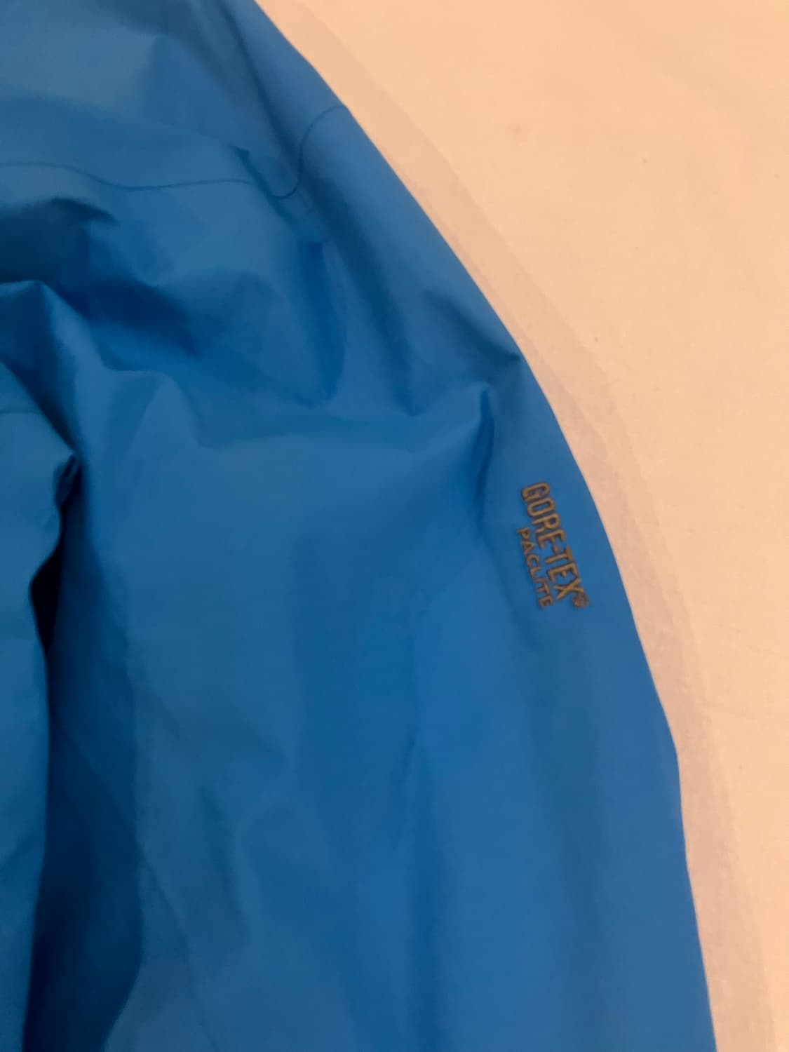 아크테릭스 베타 AR 고어텍스 바람막이 자켓 블루 상품이미지4