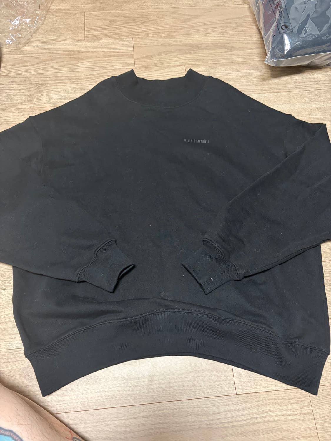 윌리차바리아 스웻 상품이미지1