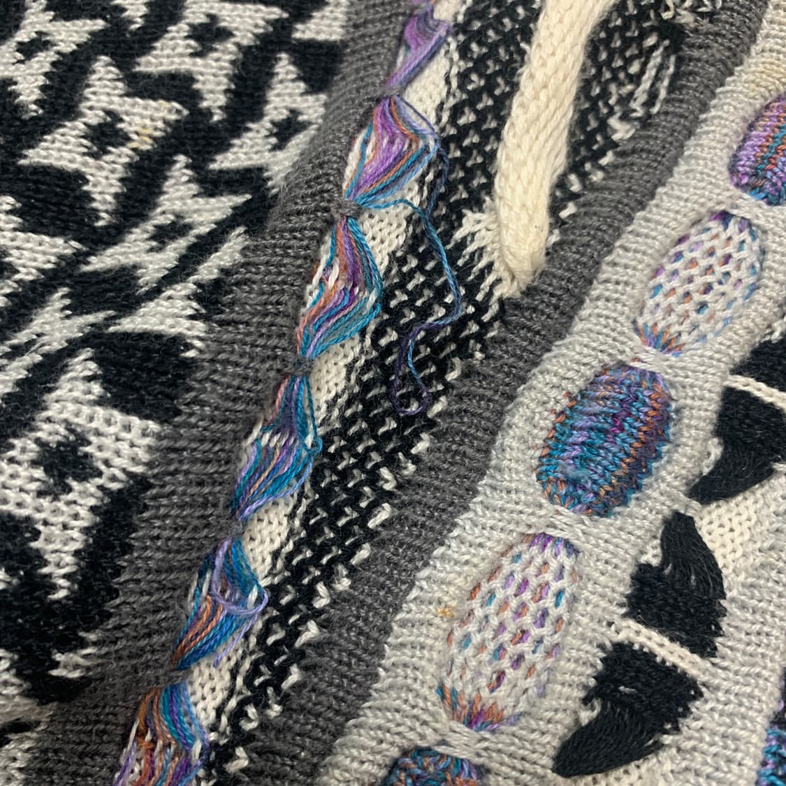 M)TUNDRA Canada 멀티패턴 니트(Coogi.St) 상품이미지5