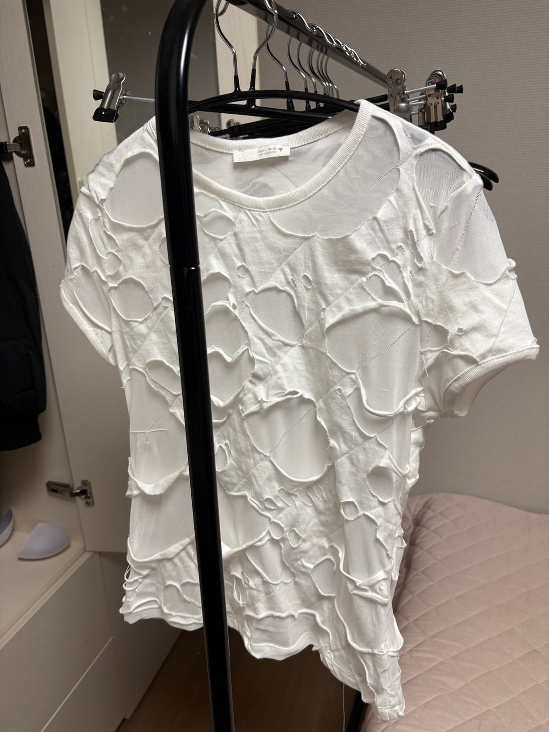 zara 데미지드 반팔티 상품이미지2