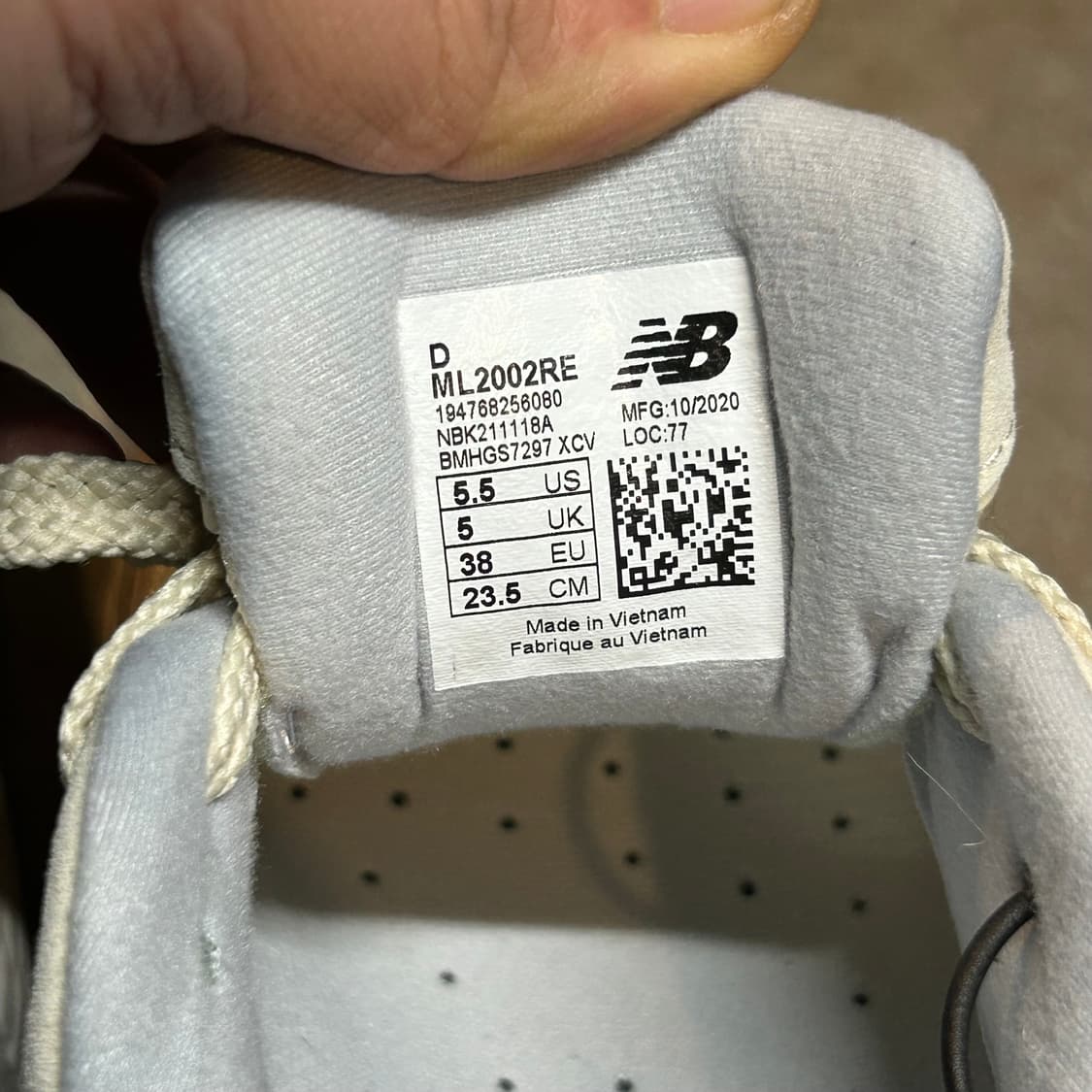 235) 뉴발란스 2002R 아이보리 스니커즈 미사용품 상품이미지9