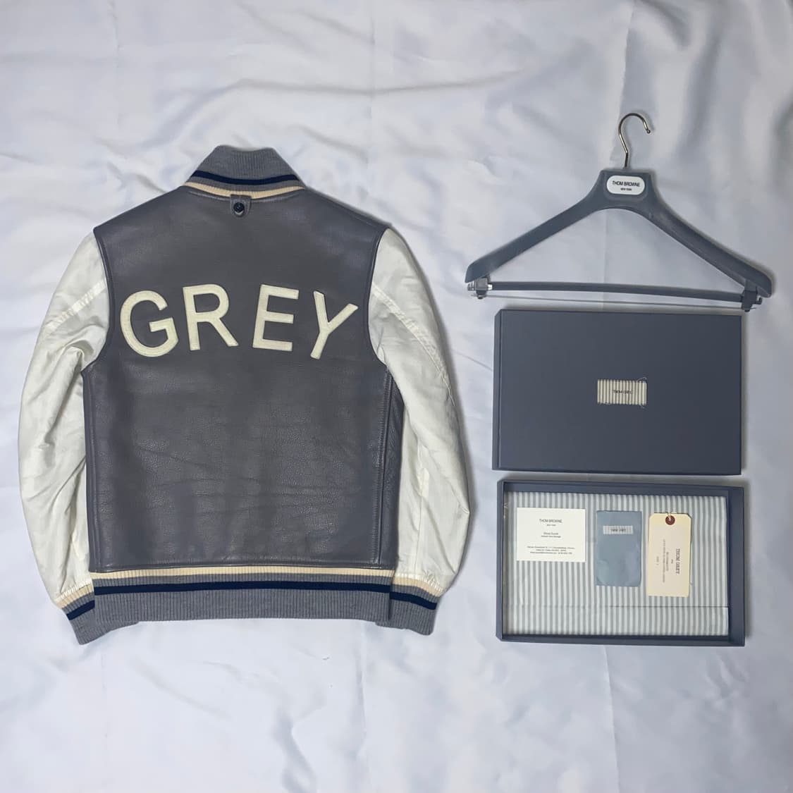 톰그레이 by톰브라운 가죽 스타디움 점퍼 상품이미지1