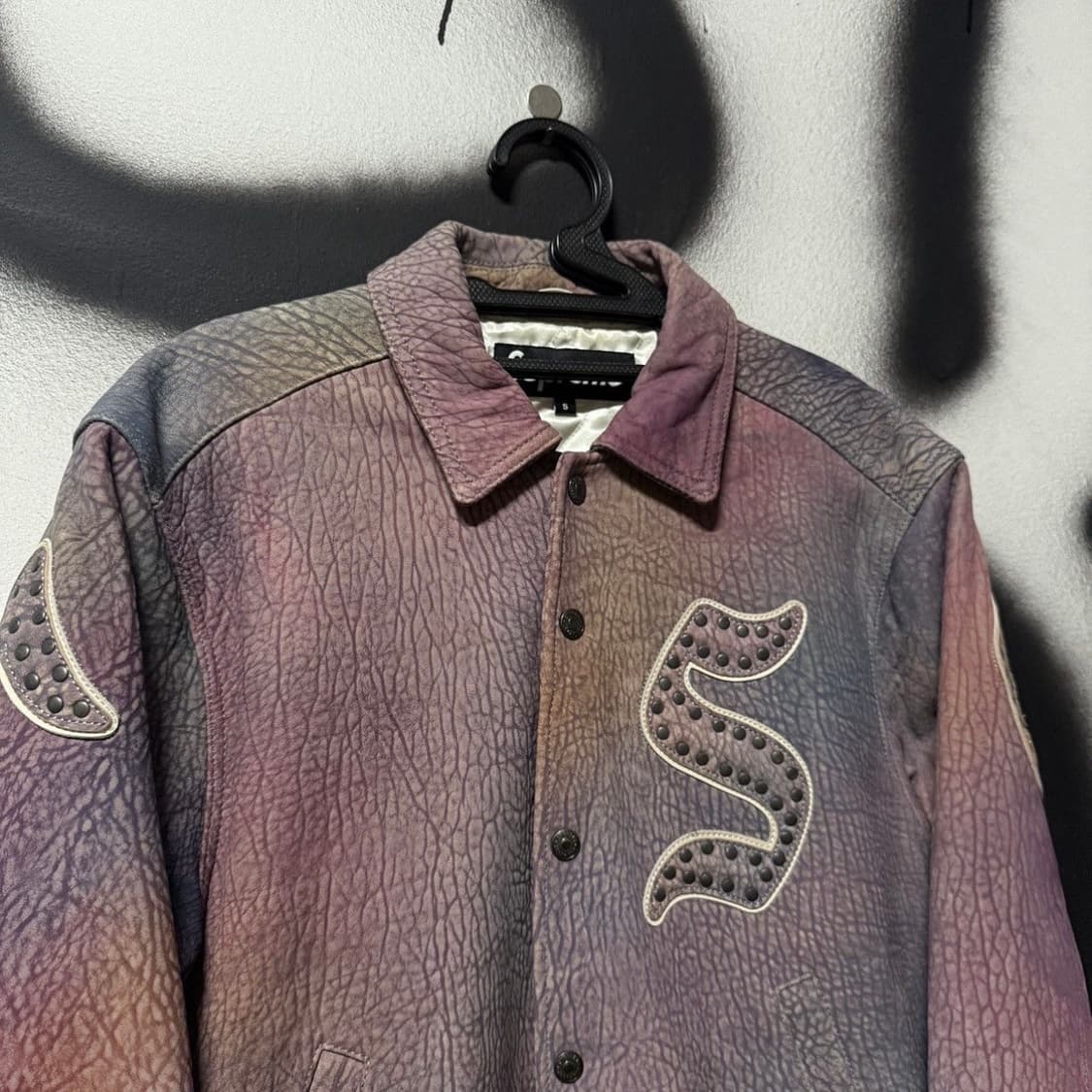 슈프림 페블드 램스킨 레더 바시티 상품이미지3