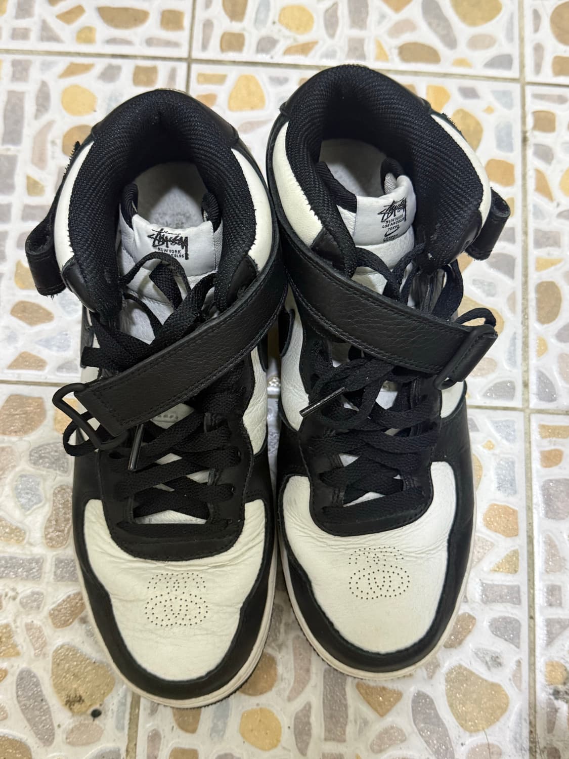 [260]나이키 스투시 에어포스 미드 상품이미지1