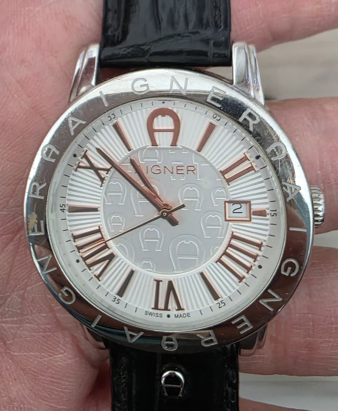 Aigner(아이그너) A32169WB 리나테 남여공용 쿼츠 시계 (보증 상품이미지6
