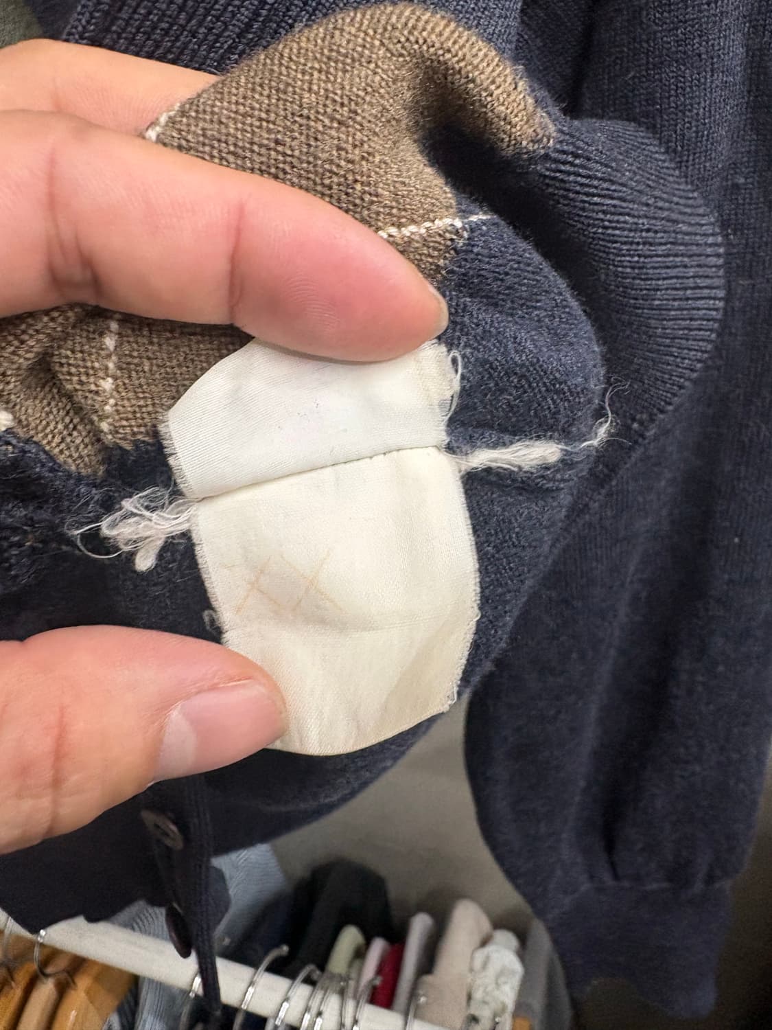 입생로랑 00s 아가일패턴 가디건 상품이미지5