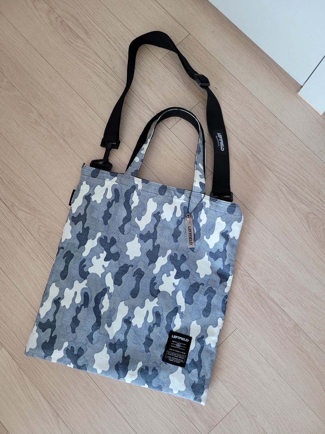 레프트필드 LEFTFIELD 카모 토트 크로스백 상품이미지1