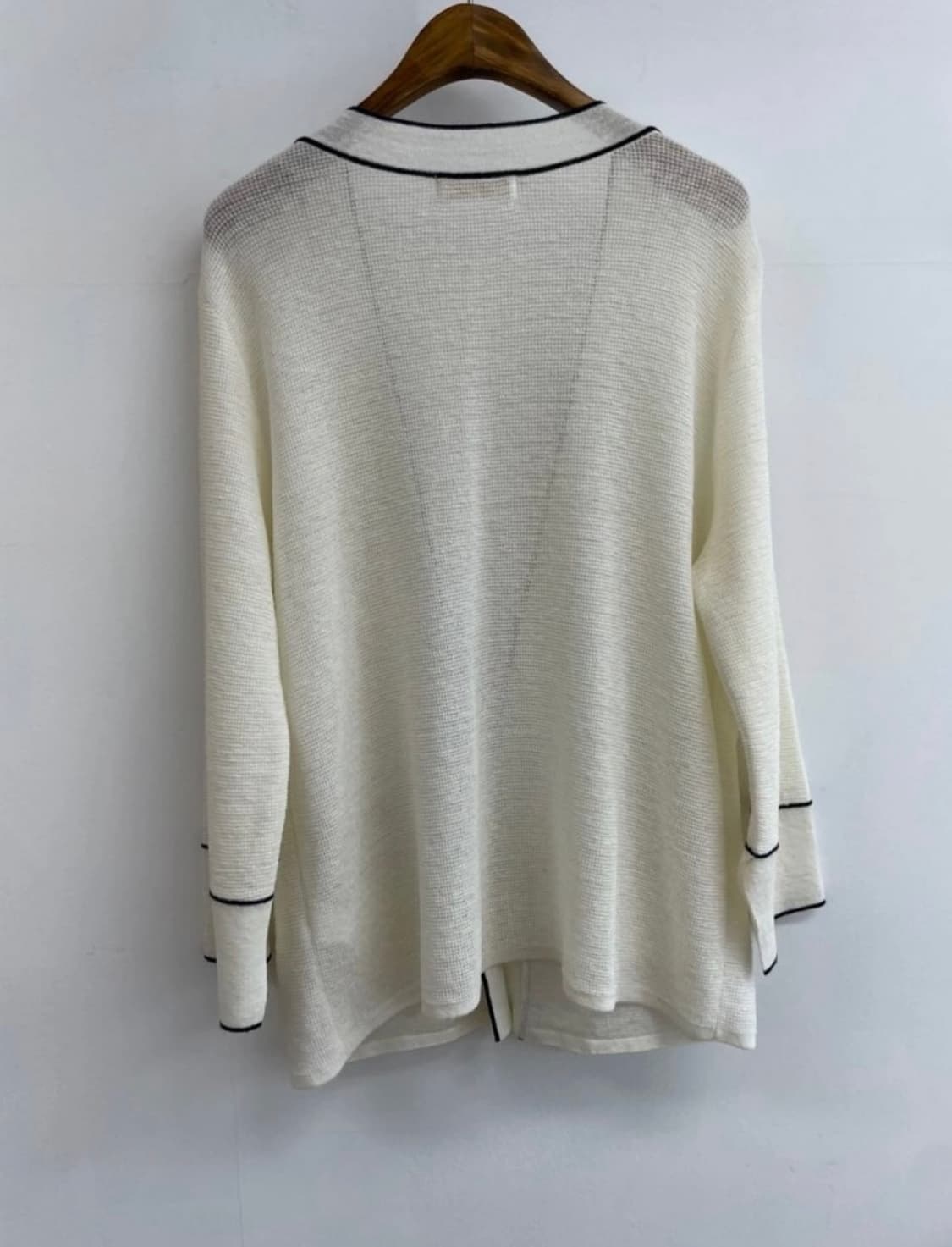 [SJSJ] 정품 배색 라인 린넨 혼방 가디건 (상태 최상) 상품이미지6