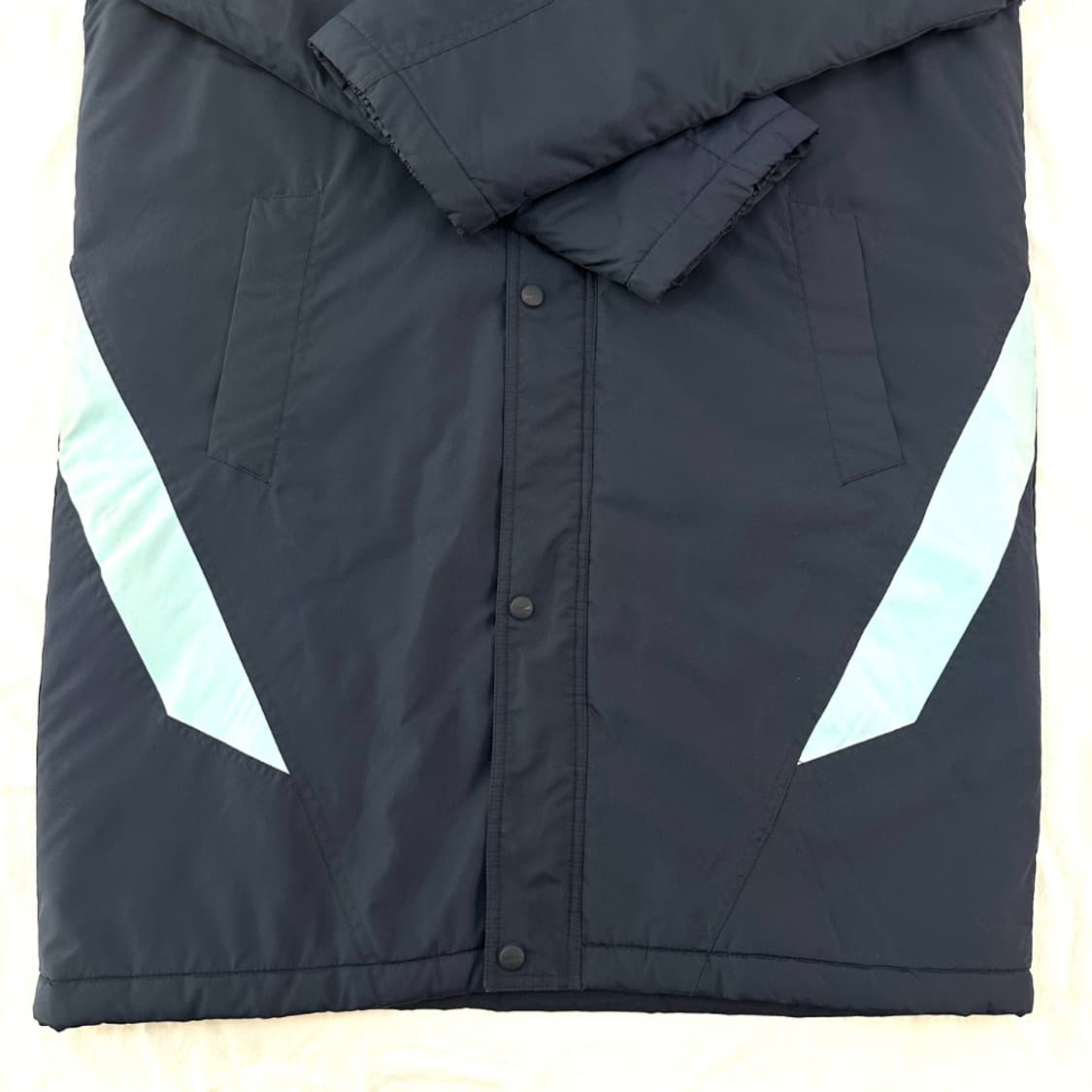 나이키 올드스쿨 국가대표컬러 돕바 상품이미지3