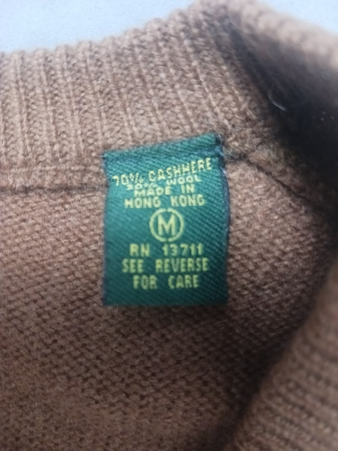 [M] 엠버시로우 캐시미어 브이넥 니트 브라운 상품이미지8