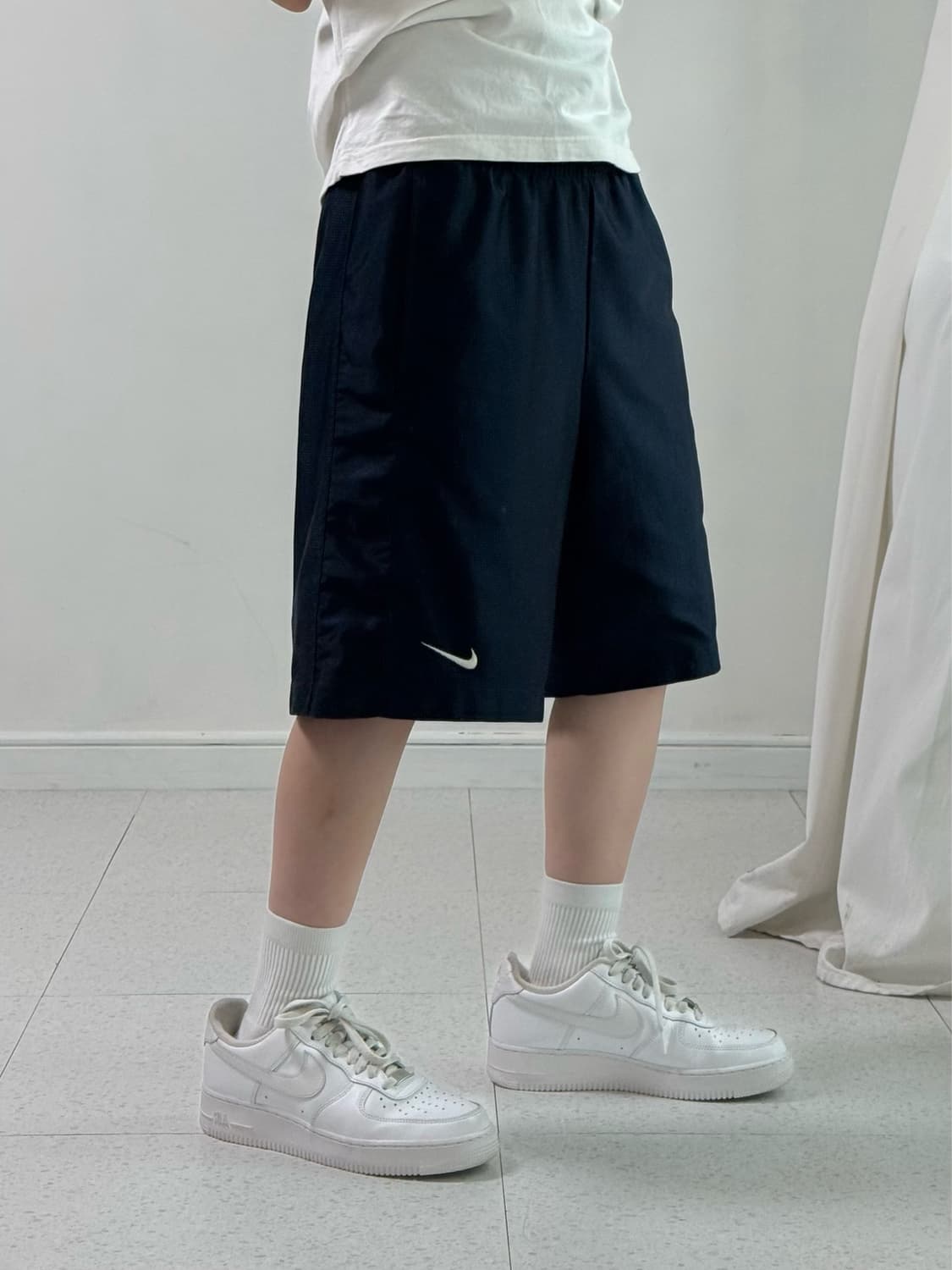 나이키 네이비 버뮤다 팬츠 상품이미지2