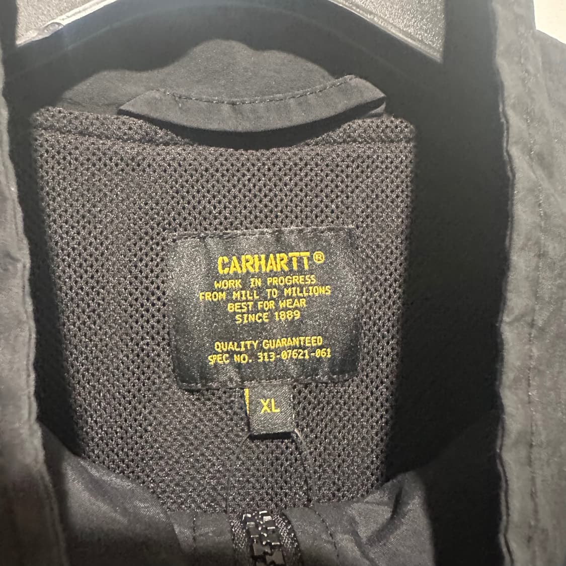 칼하트 블랙/화이트 바람막이  상품이미지6