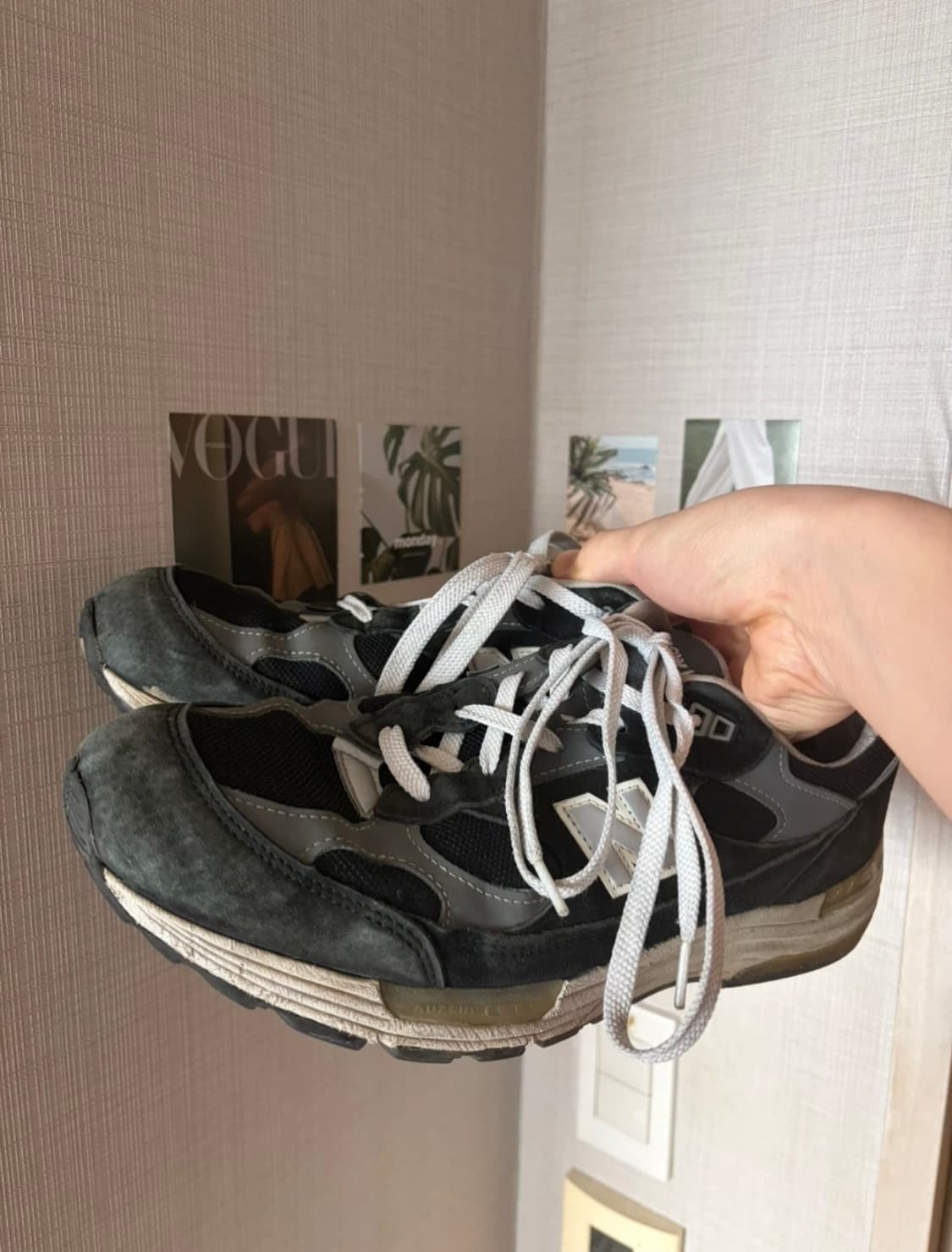 뉴발란스 992 블랙 상품이미지1