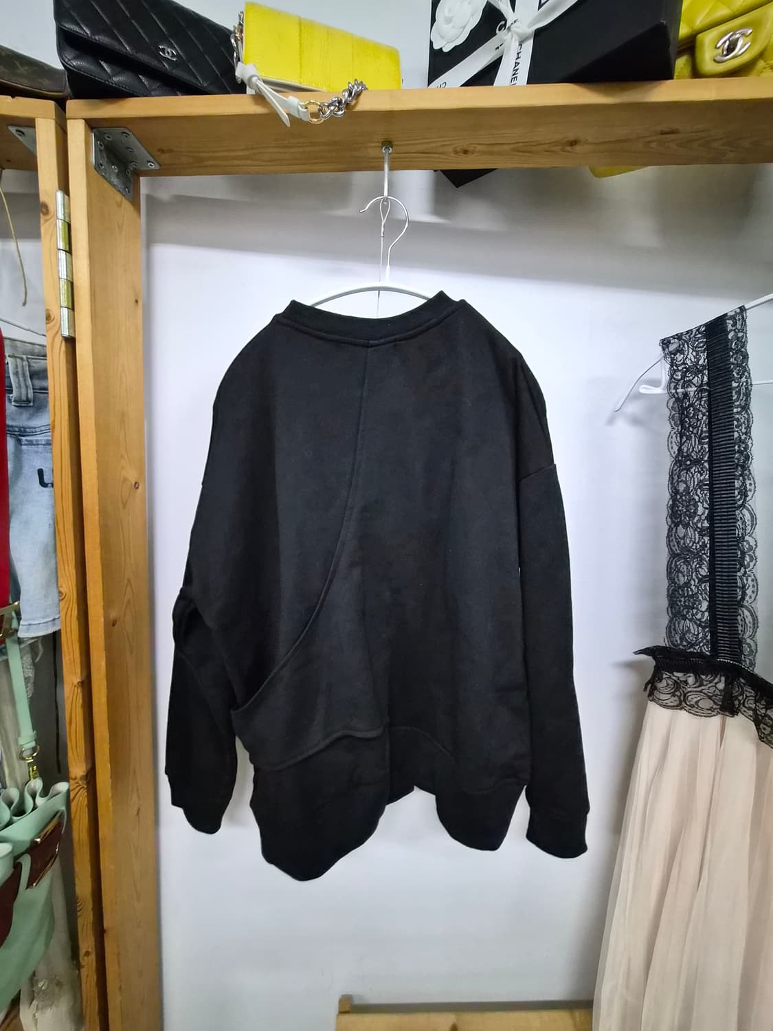 엔쥬반 언발란스 맨투맨 상품이미지7