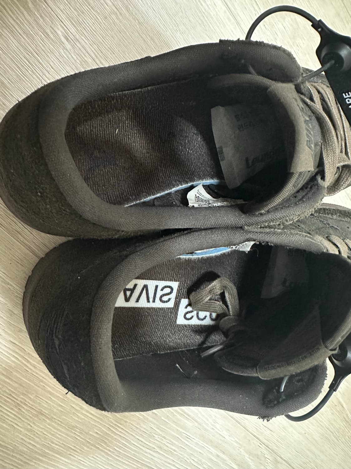 조던 1 x 트래비스 스캇 벨벳 브라운 앤 다크 275 상품이미지2