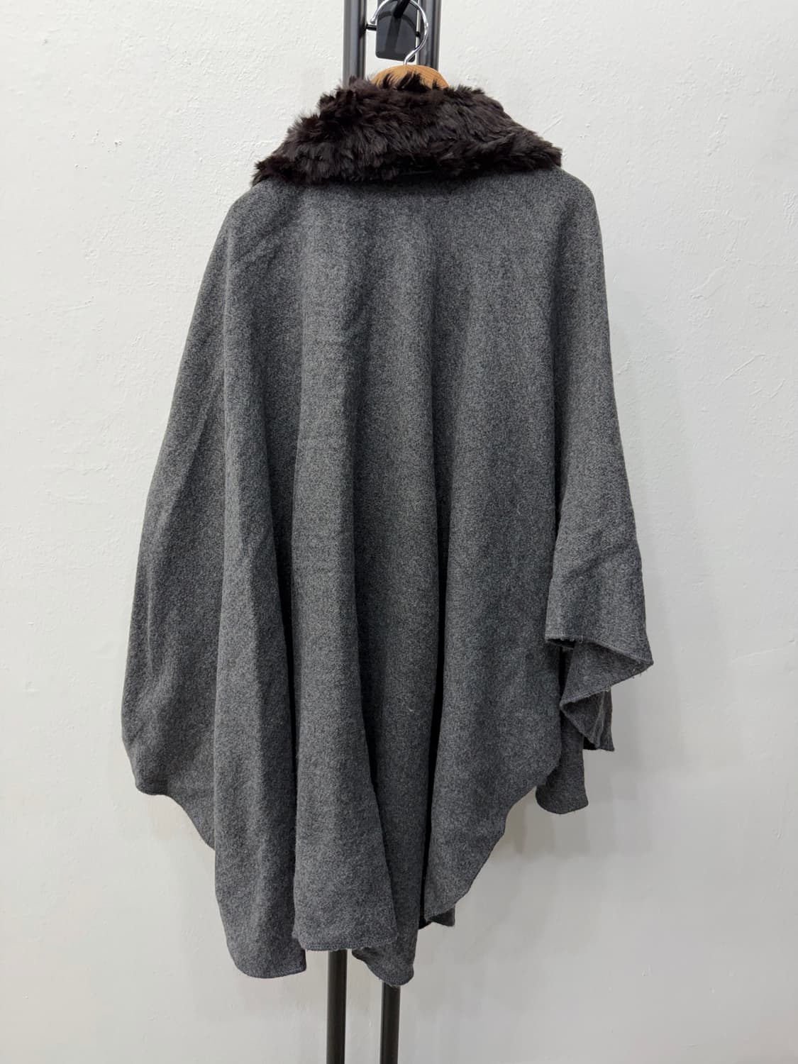 정품) 이브살로몬 여성 넥 워머 스카프 가디건  상품이미지5