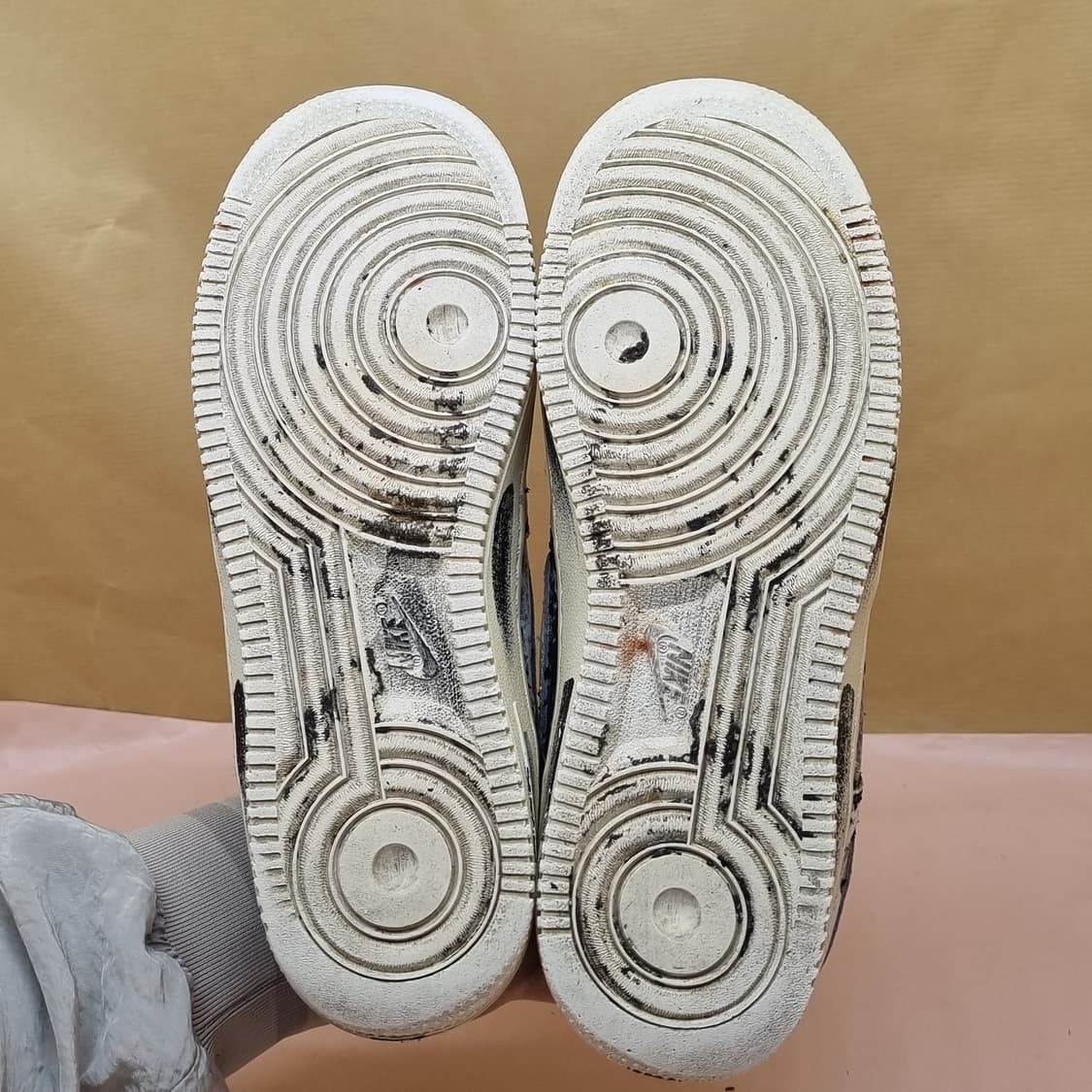 나이키x피스마이너스원 에어포스1 운동화 245 상품이미지3