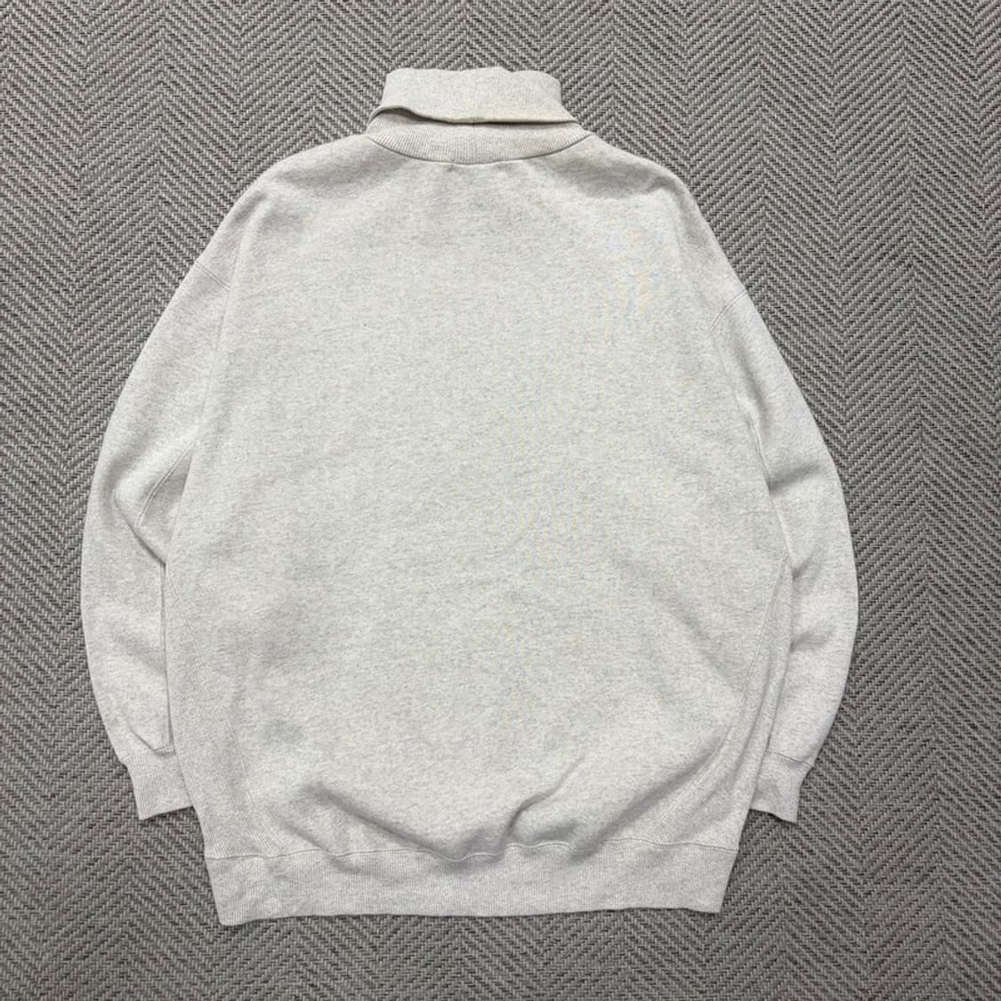 프릭스스토어 터틀넥 맨투맨 v1904 상품이미지2