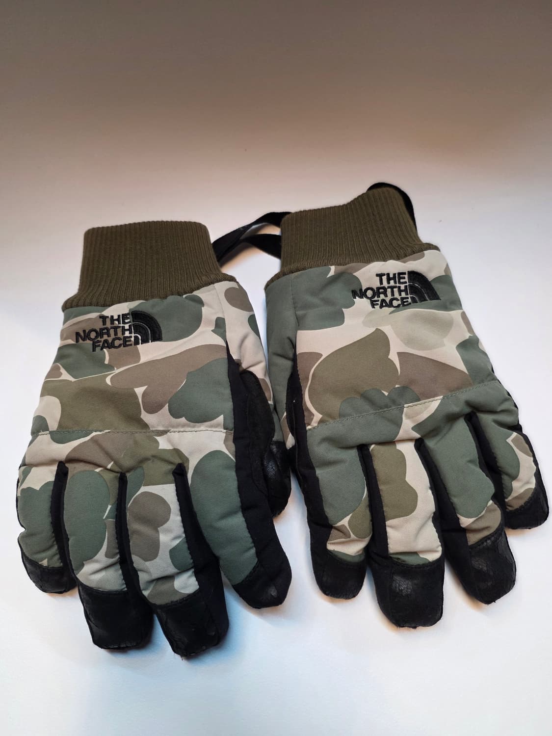 노스페이스 프리마로프트 일본판 카모 장갑 M 상품이미지1