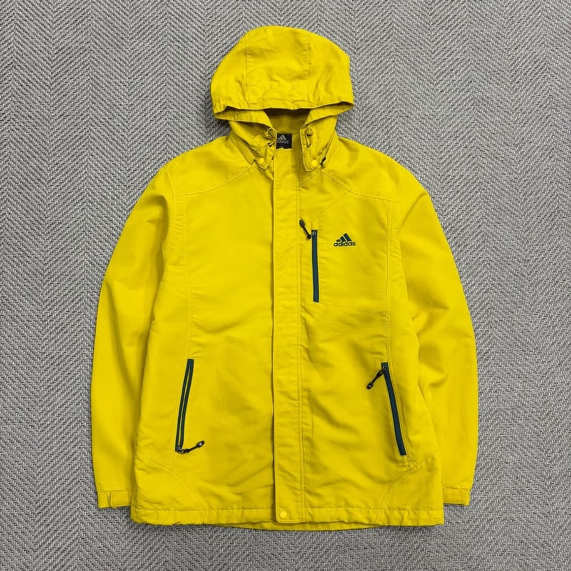 아디다스 로고 후드 바람막이 v1710 상품이미지1