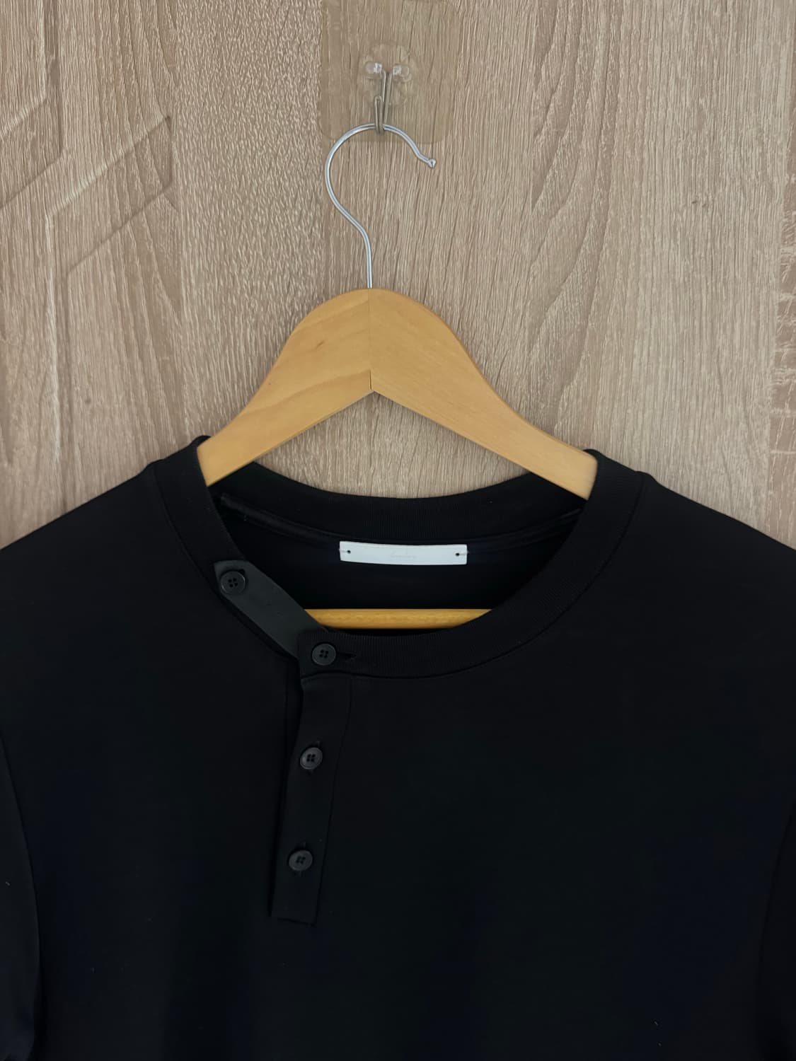 이레니사 레더탭 크루넥 티셔츠 2사이즈 블랙 THE TOKYO 별주 상품이미지4