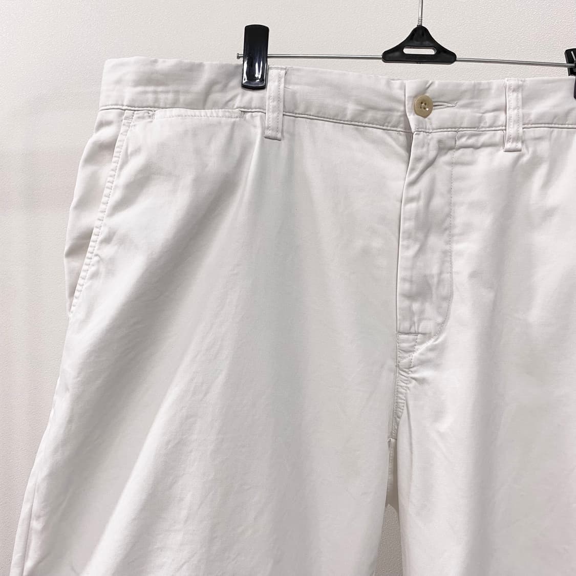폴로 랄프로렌 포니 자수 화이트 치노 반바지 상품이미지4