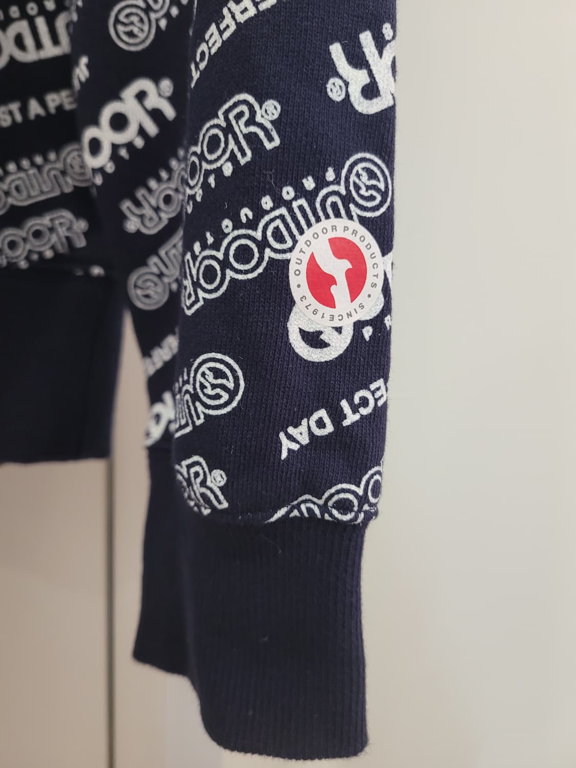 아웃도어 프로덕츠 올오버 프린팅 스웨트셔츠 맨투맨 M사이즈 상품이미지4