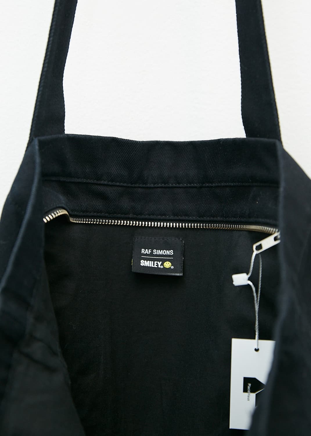Raf Simons x Smiley Logo Patch Tote Bag 상품이미지4