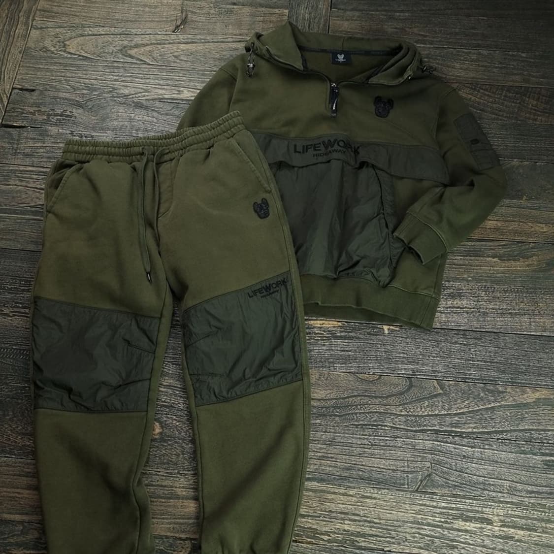 [라이프워크] 로고 자수 나일론 도킹 후드 조거 스웻 셋업 M18868 상품이미지1
