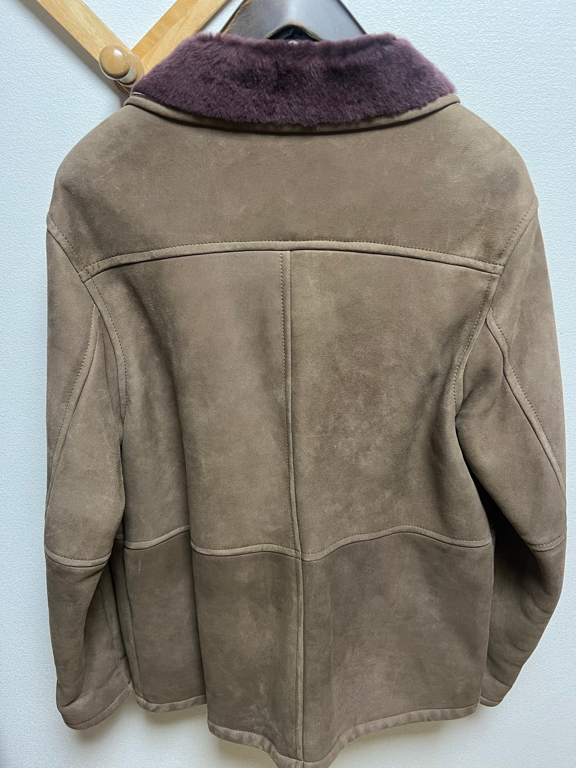 미착용 신품) 오웬베리 사라비앙카 셔링자켓 무스탕 양가죽 38사이즈 상품이미지2