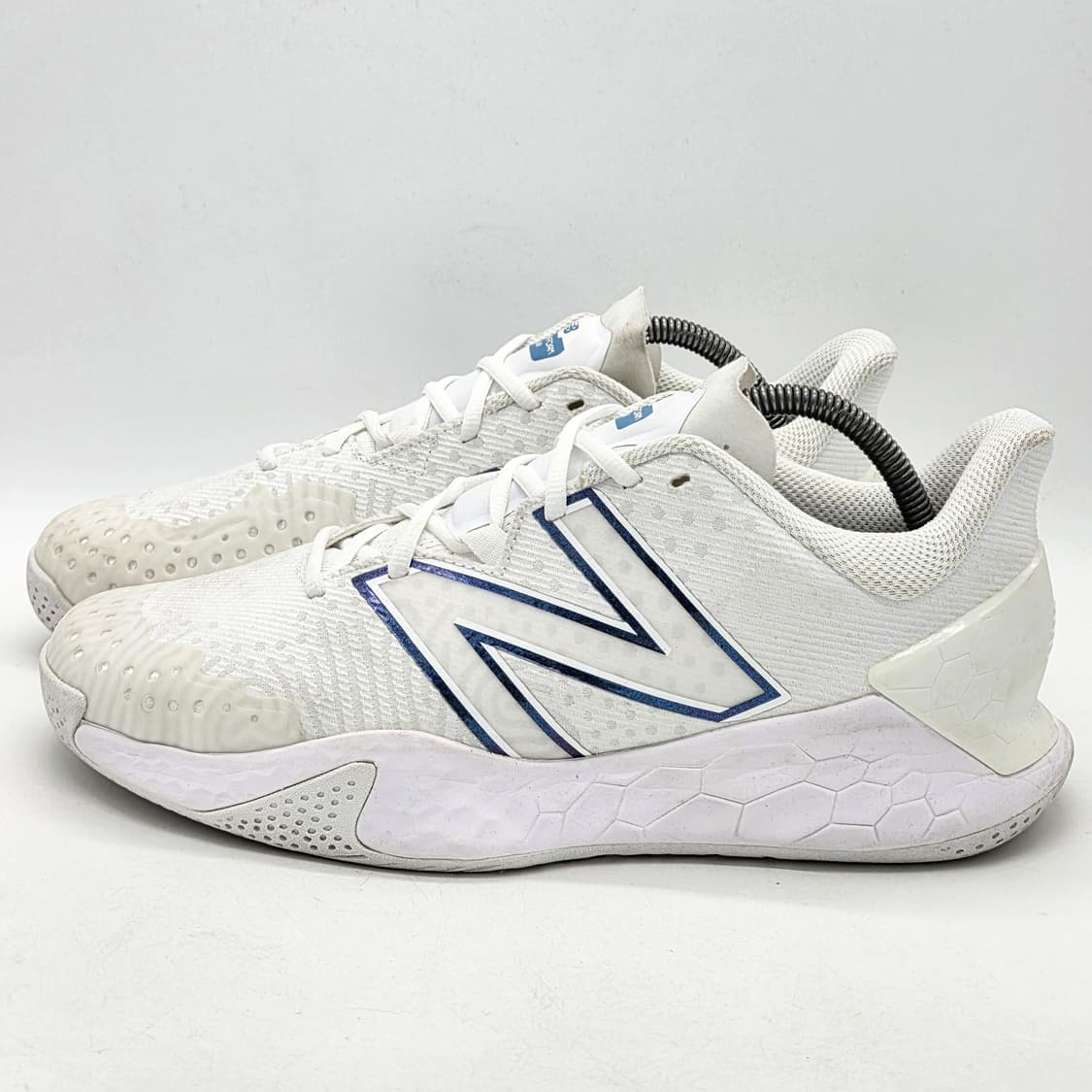 뉴발란스 프레시 폼 X LAV v2 화이트 레이저 블루 (285 2E)  상품이미지1