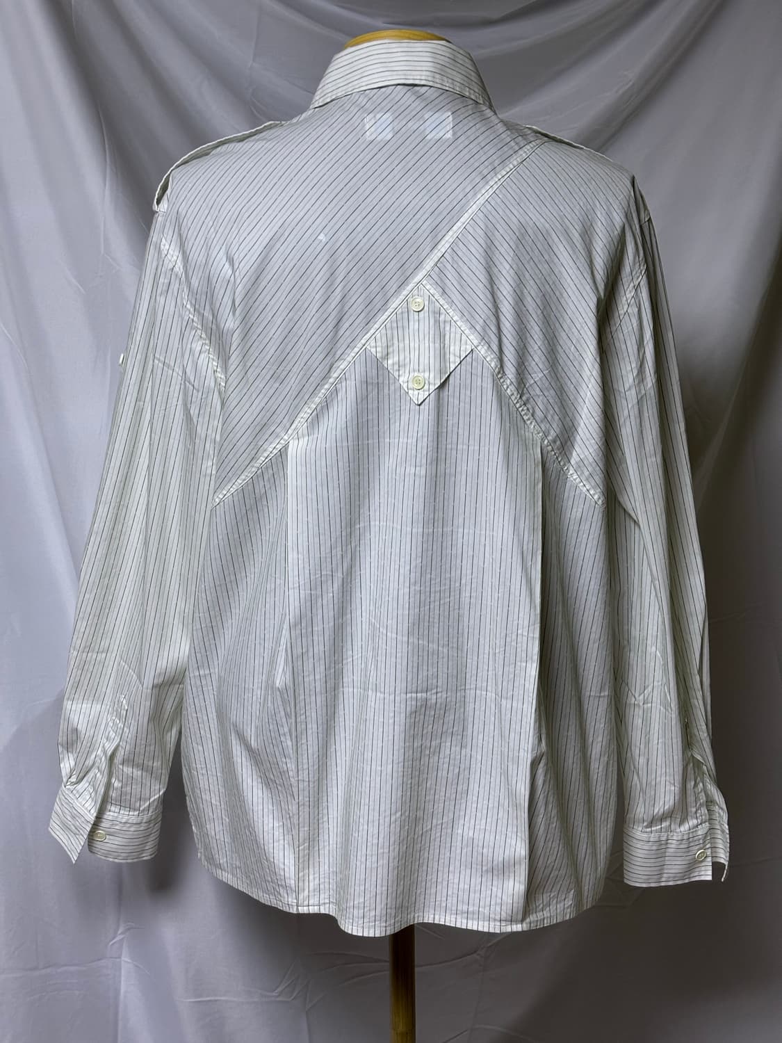  웨이비니스 디테일 셔츠 상품이미지2