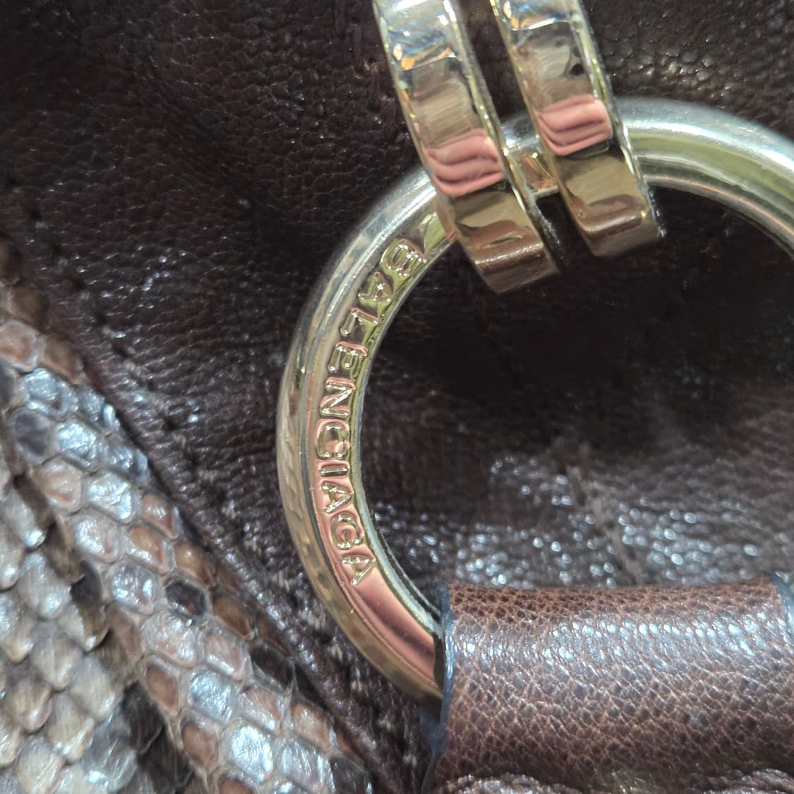 발렌시아가 파이톤 토트백 상품이미지2