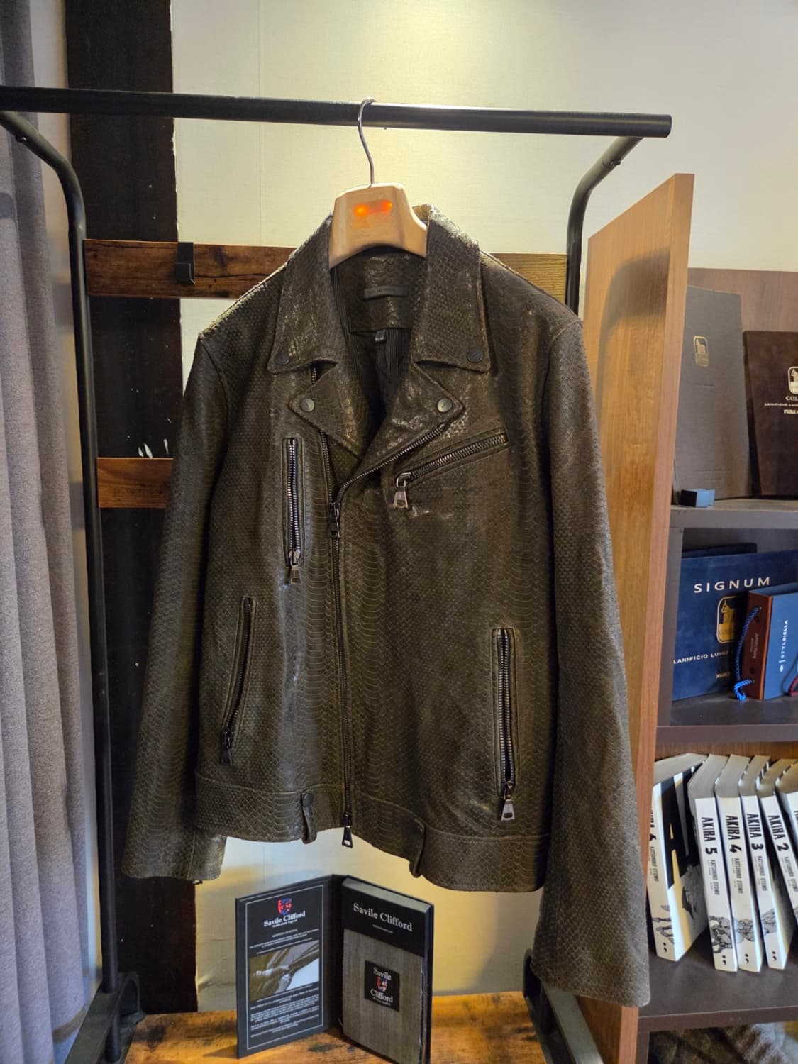 존바바토스 스네이크스킨 라이더자켓 상품이미지10