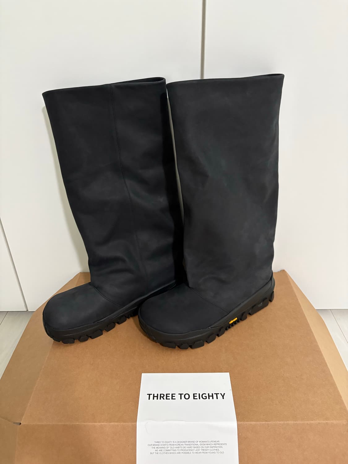 VIBRAM GRUNGE LEATHER BOOTS BLACK 상품이미지2