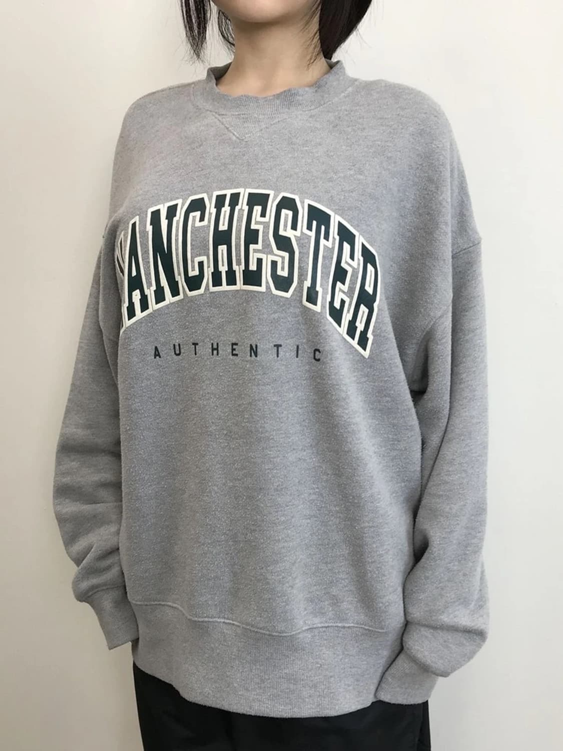 Discoat Manchester Logo Sweatshirt 상품이미지2