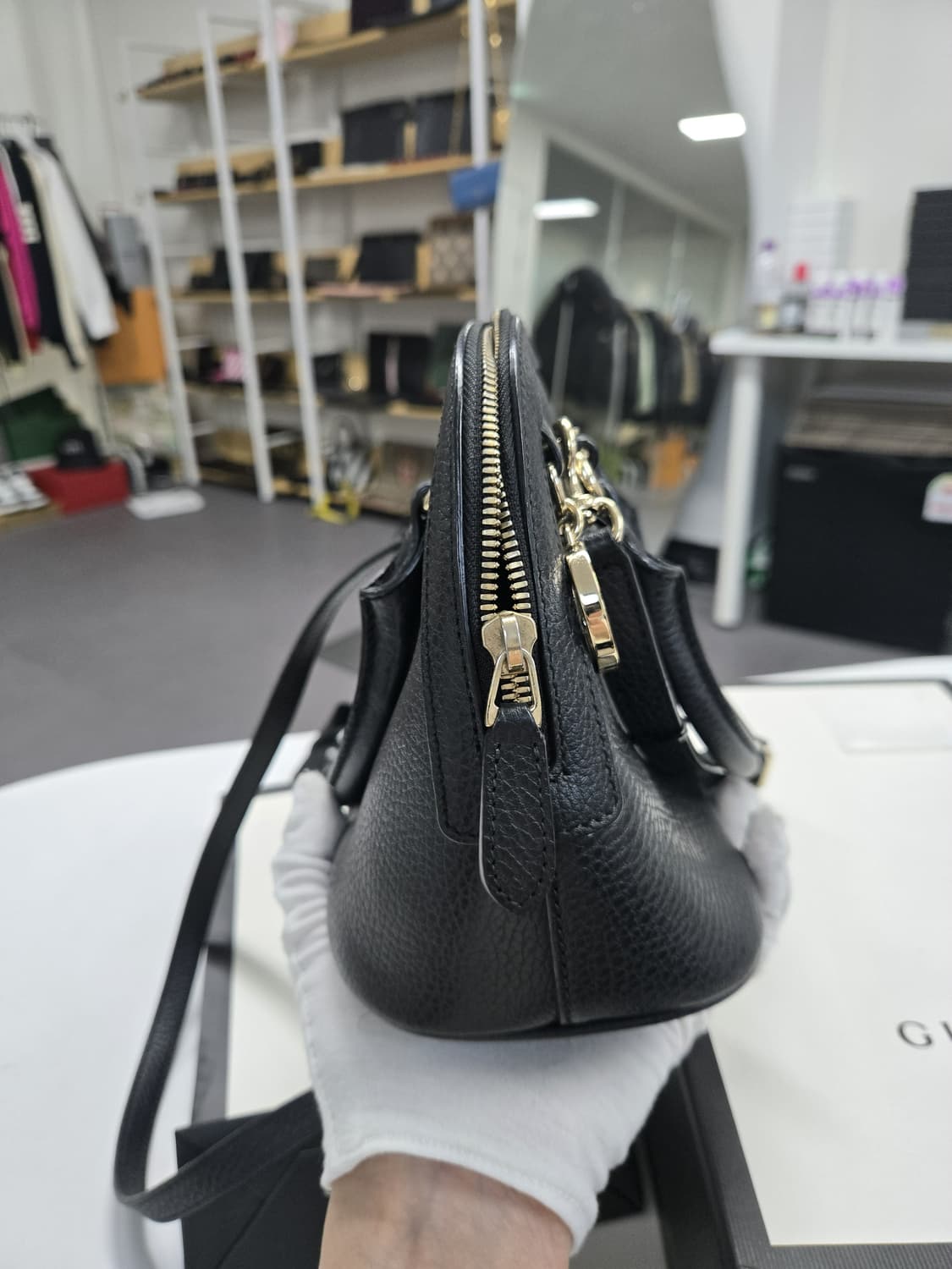 [A급컨디션]구찌 인터로킹 숄더백 상품이미지3