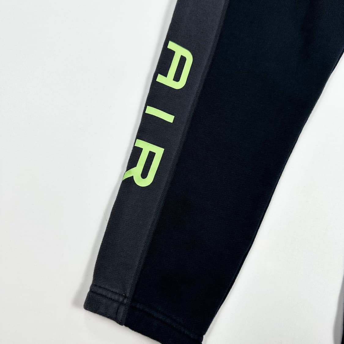 나이키 에어 스우시 블랙 코튼 조거팬츠 (S 여성추천) 상품이미지4