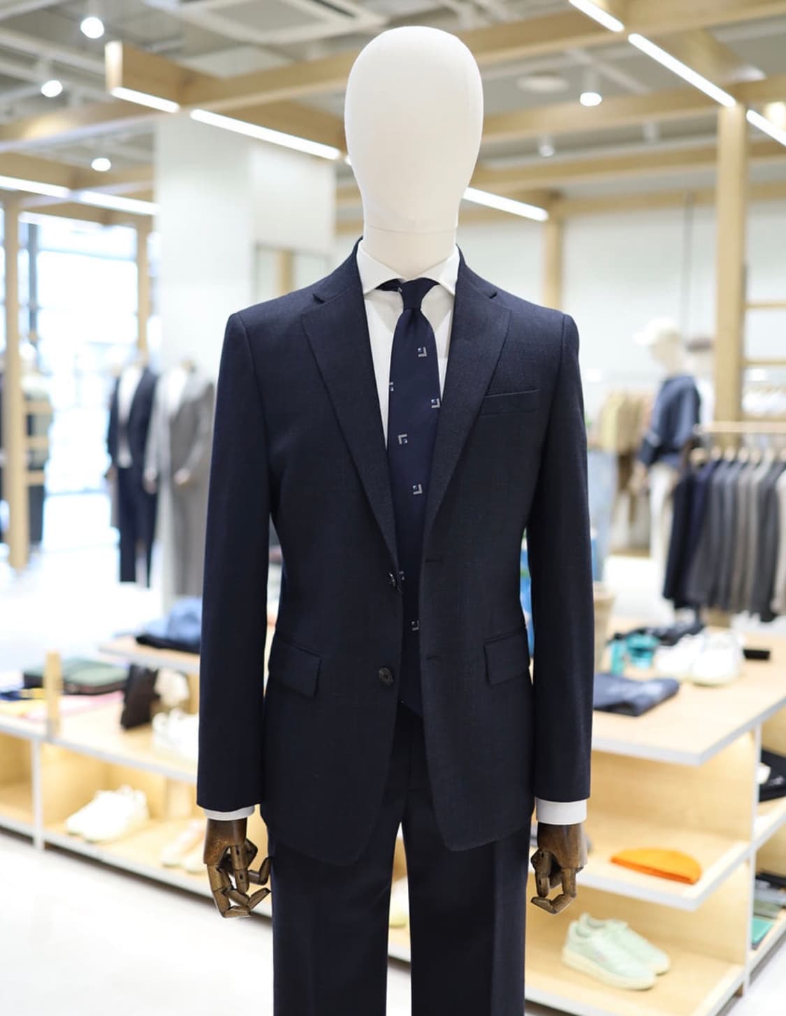 [105/98] 지이크 네이비 스트라이프 조직물 울 블렌딩 정장세트 상품이미지7