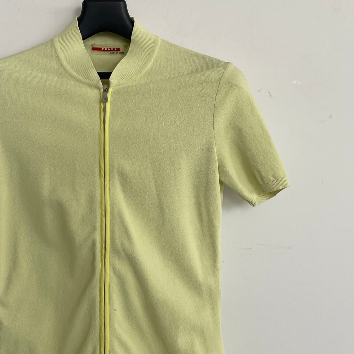 프라다 스포츠 아카이브 40|여성44 비스코스 혼방 반팔 풀집 니트 탑 상품이미지2